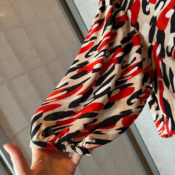 Nic + Zoe blouse with waist tie - Picture 3 of 5